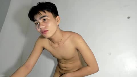 Snapshot of cutie_luwi chatting on October 2025 09:42:01 PM luwi online show from October 2025 09:42:01 PM