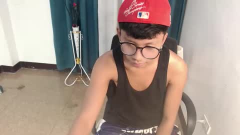 cutie_mico online show from May 2026 10:34:02 AM