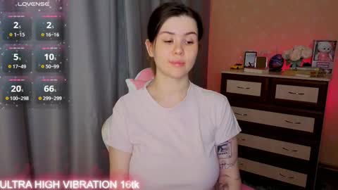 Snapshot of cutie_mili chatting on November 2025 08:49:02 AM mili online show from November 2025 08:49:02 AM