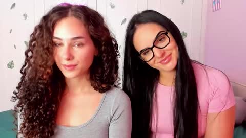 Nicole and Hanna online show from February 2026 08:32:01 AM