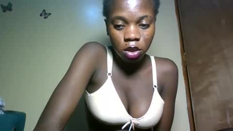 cutieplush online show from May 2026 07:45:02 PM