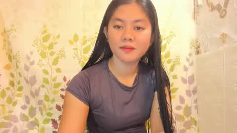 Snapshot of cutieasiantreasure chatting on January 2025 06:41:01 AM pinaybeauty online show from January 2025 06:41:01 AM