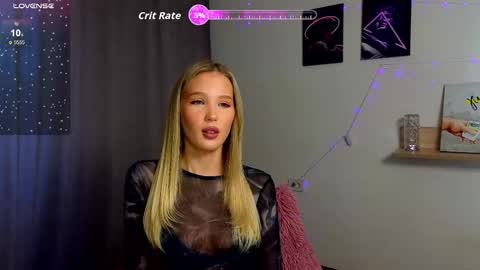 cutiefull_lion online show from October 2025 05:48:02 AM