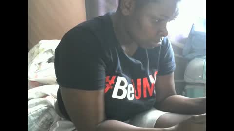 Snapshot of cuttie_baby chatting on November 2025 11:43:01 AM cuttie_baby online show from November 2025 11:43:01 AM