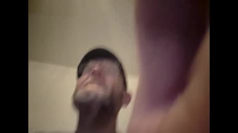 cuyversivan012 online show from April 2026 12:19:01 AM