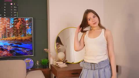 Cwen online show from October 2025 07:13:02 PM