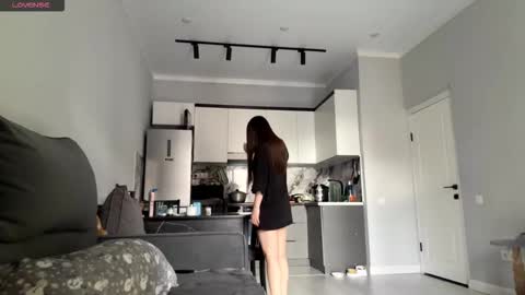 Akemi online show from September 2025 09:42:02 AM