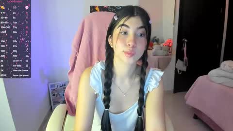 Liz online show from November 2025 10:29:02 PM