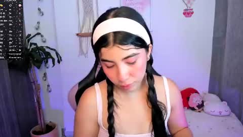 Snapshot of cyber_lizz chatting on July 2026 08:33:01 PM Liz online show from July 2026 08:33:01 PM