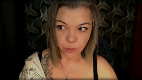 Snapshot of cyberdomme chatting on February 2025 12:49:02 AM Full time mean bitch. online show from February 2025 12:49:02 AM