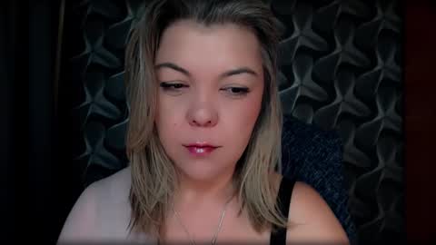 Full time mean bitch. online show from December 2025 02:42:01 AM