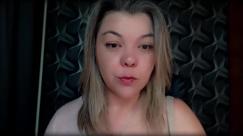 Full time mean bitch. online show from February 2026 11:34:02 PM