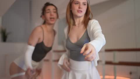 Snapshot of cyberheart_ chatting on December 2024 02:48:02 PM EMILY online show from December 2024 02:48:02 PM