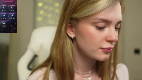 Snapshot of cyberheart_ chatting on January 2025 05:38:02 PM EMILY online show from January 2025 05:38:02 PM