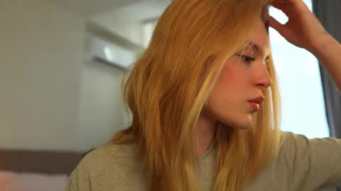 Snapshot of cyberheart_ chatting on October 2025 12:56:02 PM EMILY online show from October 2025 12:56:02 PM