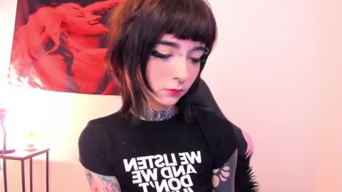 cel I am independent Help me reach 200 thumbs up uwu online show from January 2026 04:36:01 AM