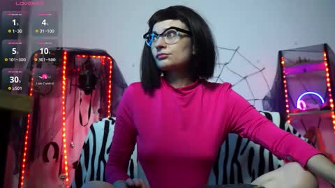 Snapshot of cyberxgoddess_ chatting on November 2025 11:31:02 AM Lily Goddess online show from November 2025 11:31:02 AM