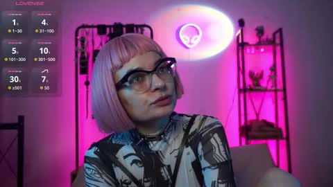 Snapshot of cyberxgoddess_ chatting on November 2025 11:31:01 AM Lily Goddess online show from November 2025 11:31:01 AM