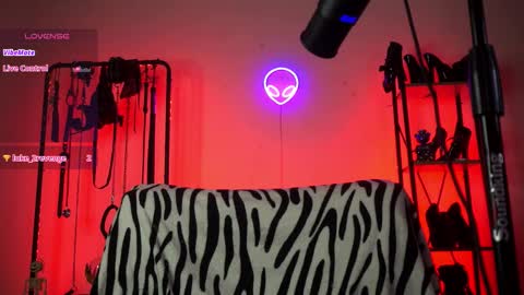 Lily Goddess online show from February 2026 06:12:01 AM