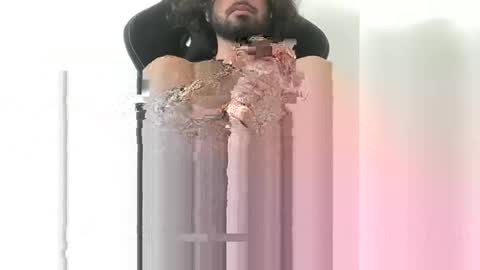 Cylus X online show from September 2025 06:57:02 PM