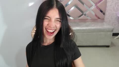 CINTIA ARAUJO online show from November 2025 04:01:02 AM