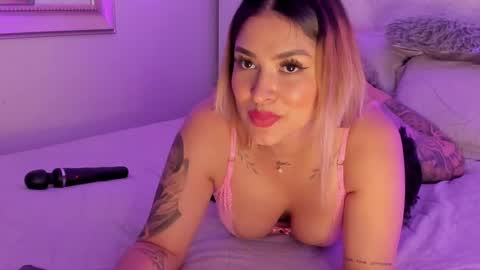 Snapshot of cyntia_adams chatting on February 2025 03:04:02 PM cyntia_adams online show from February 2025 03:04:02 PM