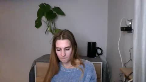 CyntiaNatural online show from December 2024 07:04:02 PM