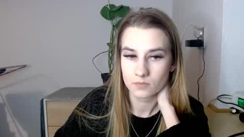 CyntiaNatural online show from February 2025 06:49:02 PM