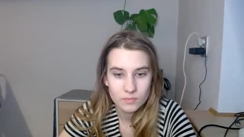 CyntiaNatural online show from March 2025 04:33:02 PM