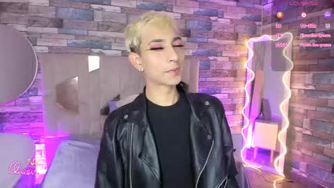 cyrus_tay online show from June 2026 12:31:02 PM