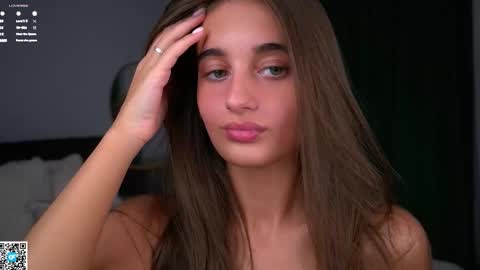 Snapshot of czamabech chatting on November 2025 01:06:01 AM Isabella online show from November 2025 01:06:01 AM