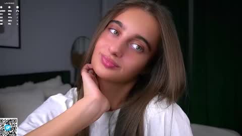 Snapshot of czamabech chatting on November 2025 01:09:02 AM Isabella online show from November 2025 01:09:02 AM