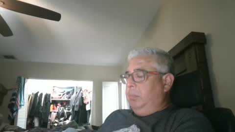 czar1974 online show from October 2025 08:52:02 PM