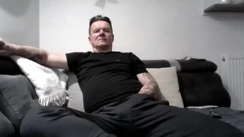 Snapshot of czerbis chatting on February 2025 10:25:01 PM czerbis online show from February 2025 10:25:01 PM
