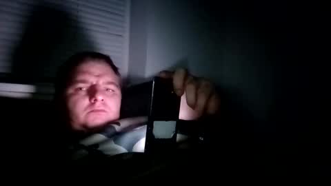 Hidden from family online show from January 2026 03:32:01 AM