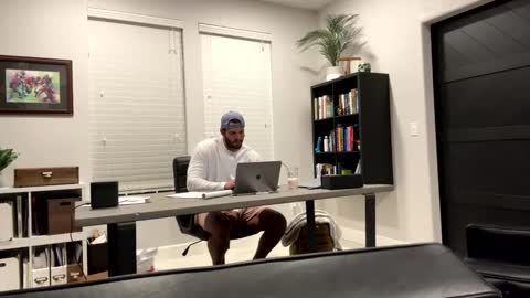 Snapshot of d_michael12 chatting on February 2025 04:25:01 AM David Michael online show from February 2025 04:25:01 AM