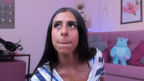 Snapshot of daaniela_moon chatting on January 2026 05:27:02 PM Daniela online show from January 2026 05:27:02 PM