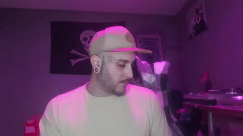 Snapshot of dabirdfree chatting on February 2025 12:41:02 AM Destroyer online show from February 2025 12:41:02 AM