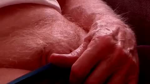 Snapshot of dad_next_door chatting on January 2025 10:41:02 PM Richard online show from January 2025 10:41:02 PM