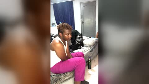 Snapshot of dad_tothesehoes chatting on February 2026 06:15:01 PM dad_tothesehoes online show from February 2026 06:15:01 PM