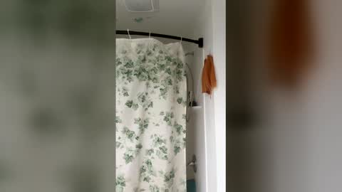 dadalongleg online show from April 2026 10:18:02 PM