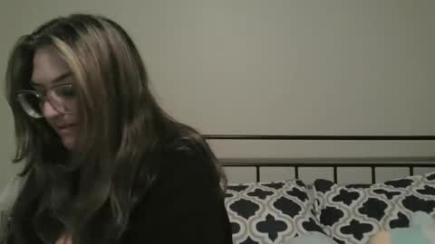 Snapshot of daddies_princesss chatting on September 2025 11:05:01 PM daddies_princesss online show from September 2025 11:05:01 PM