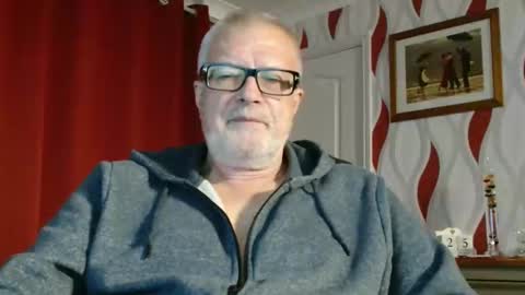 Snapshot of daddiescockforyou chatting on September 2025 08:01:02 PM Brian ... online show from September 2025 08:01:02 PM