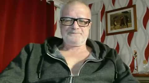 Snapshot of daddiescockforyou chatting on November 2025 09:03:02 PM Brian ... online show from November 2025 09:03:02 PM