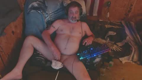 daddy38345 online show from December 2024 08:05:02 PM