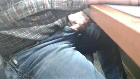 Snapshot of daddy7194 chatting on January 2026 04:34:01 PM daddy7194 online show from January 2026 04:34:01 PM