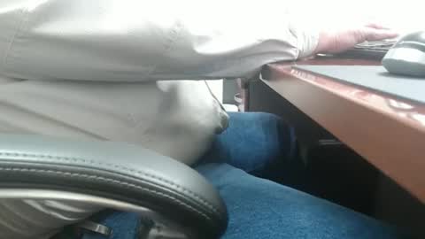 Snapshot of daddy7194 chatting on February 2026 05:31:01 PM daddy7194 online show from February 2026 05:31:01 PM