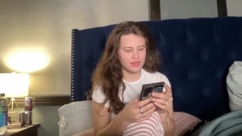 Belle  Email daddydaycarecb  online show from January 2026 02:32:01 PM