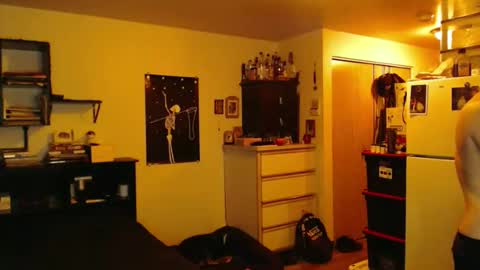 daddy_werewolf online show from March 2026 07:34:02 AM