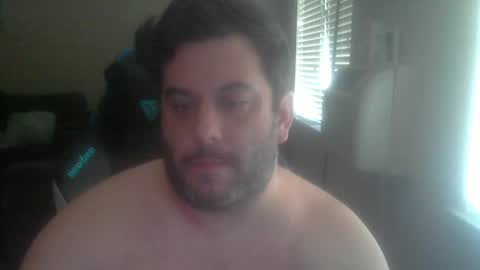 Snapshot of daddybody4u chatting on February 2025 06:58:02 PM daddybody4u online show from February 2025 06:58:02 PM